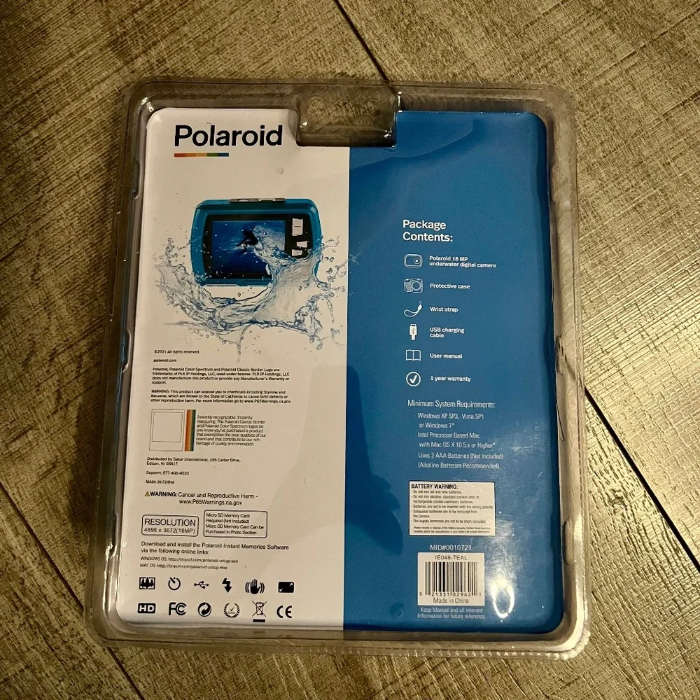 NEW - Polaroid 18MP Waterproof Camera Teal 4x Digital Zoom IE048 - Underwater